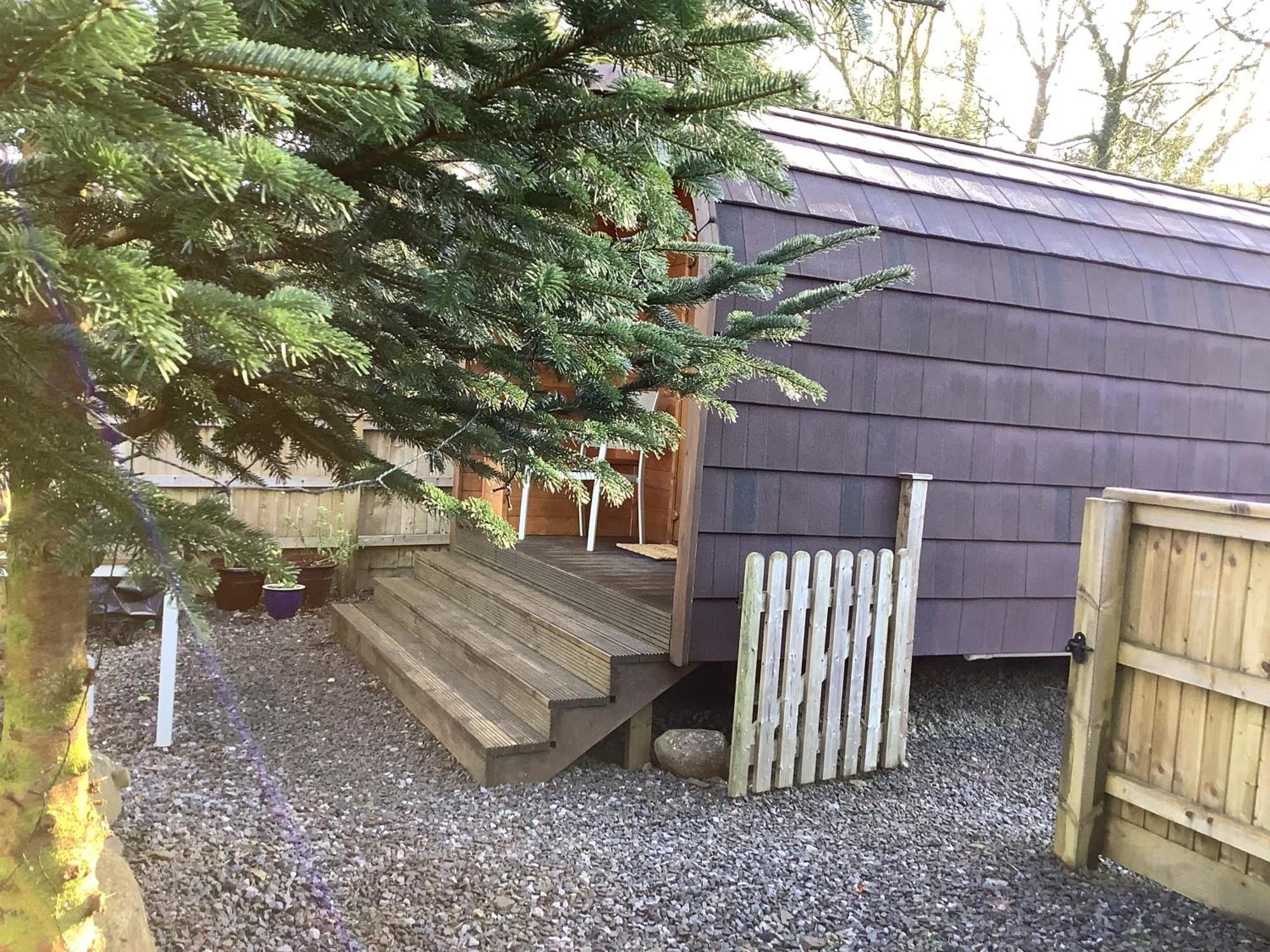 Gasthuis Little London Bed & Breakfast And Glamping Pod *