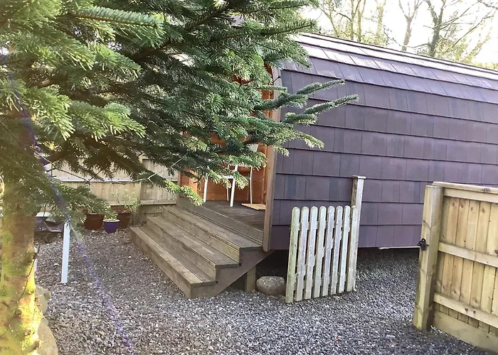 Little London Bed & Breakfast And Glamping Pod
